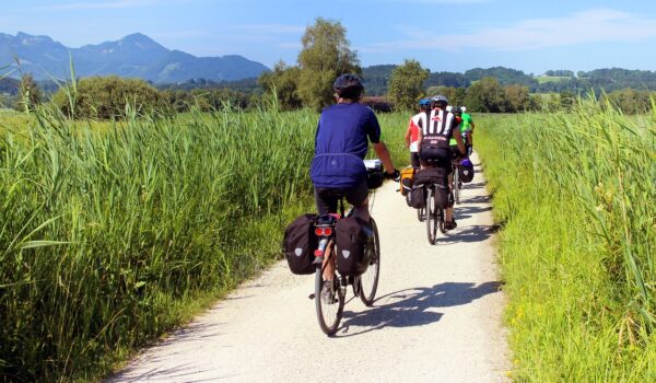 Touristes à vélo